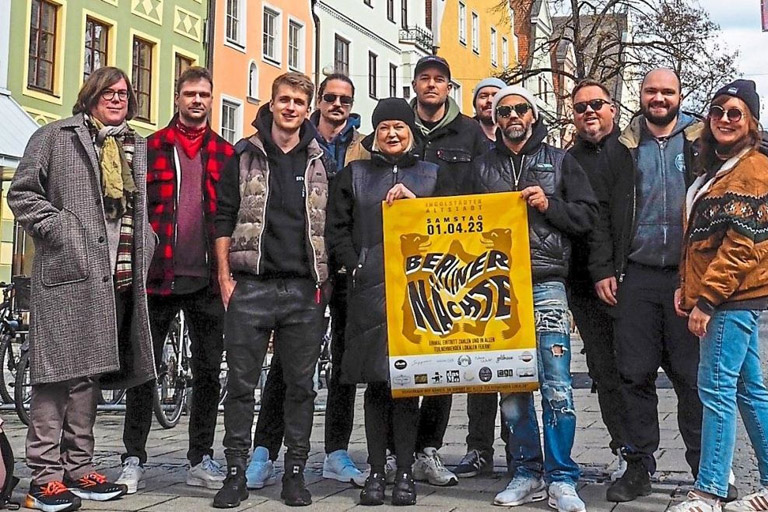 Party all night long